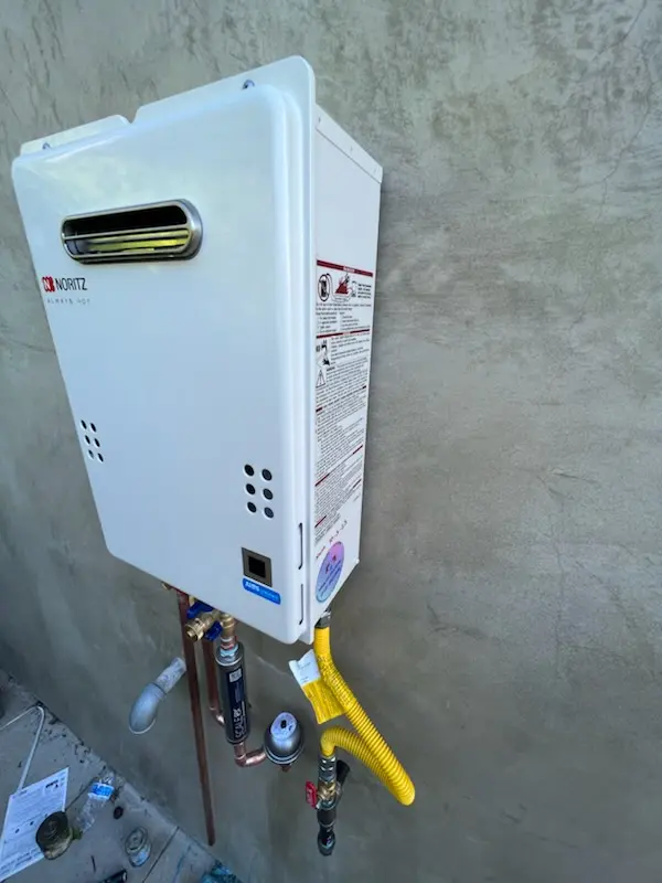 Tankless water heater installation for Placido Bayou homes